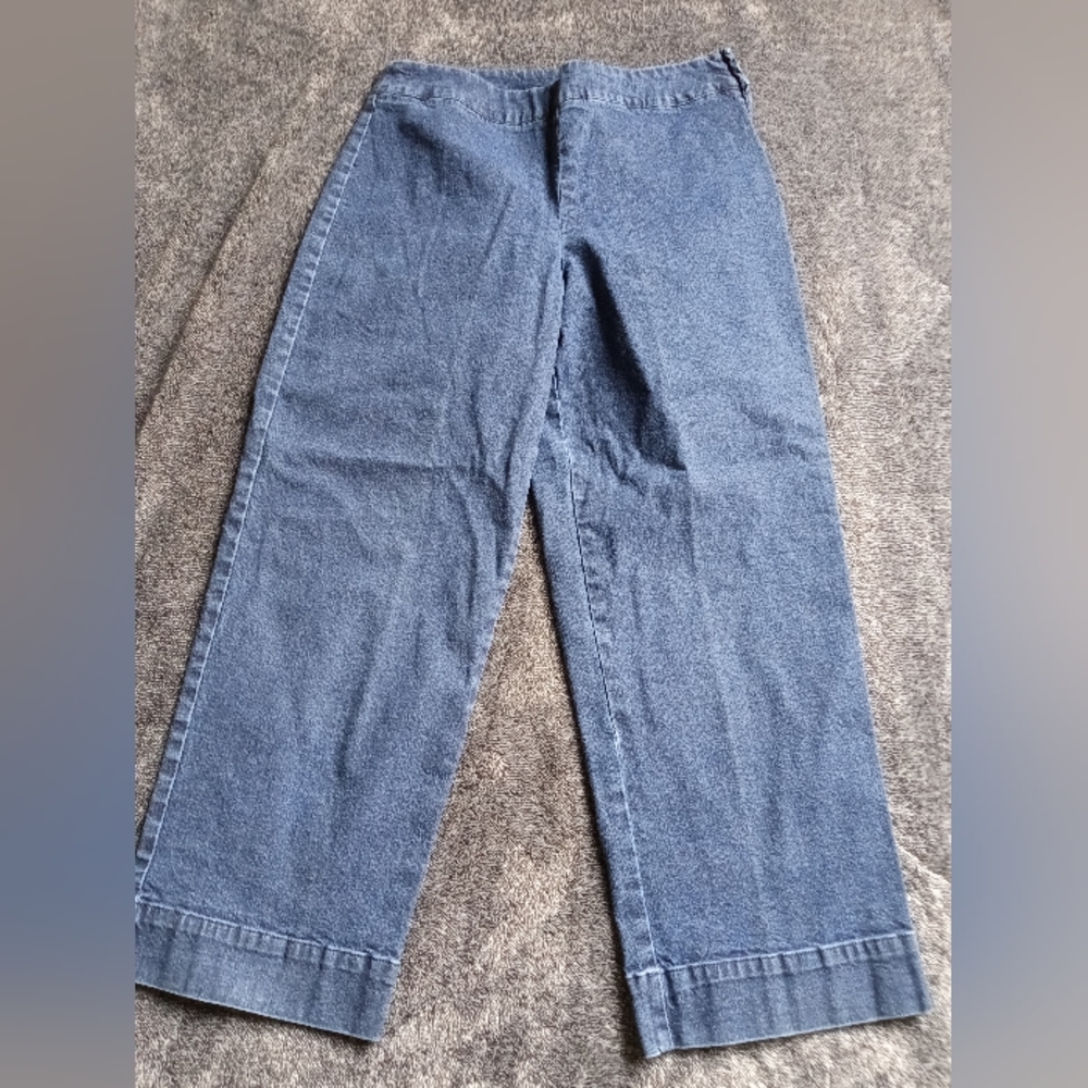 Lauren Jeans Co. side zip wide leg crop jeans